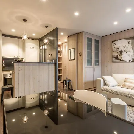 Cocon Raffine Proche Centre Val-d'isere, De Standing, Balcon Sud/est, 5 Pers. * Val-d'Isere